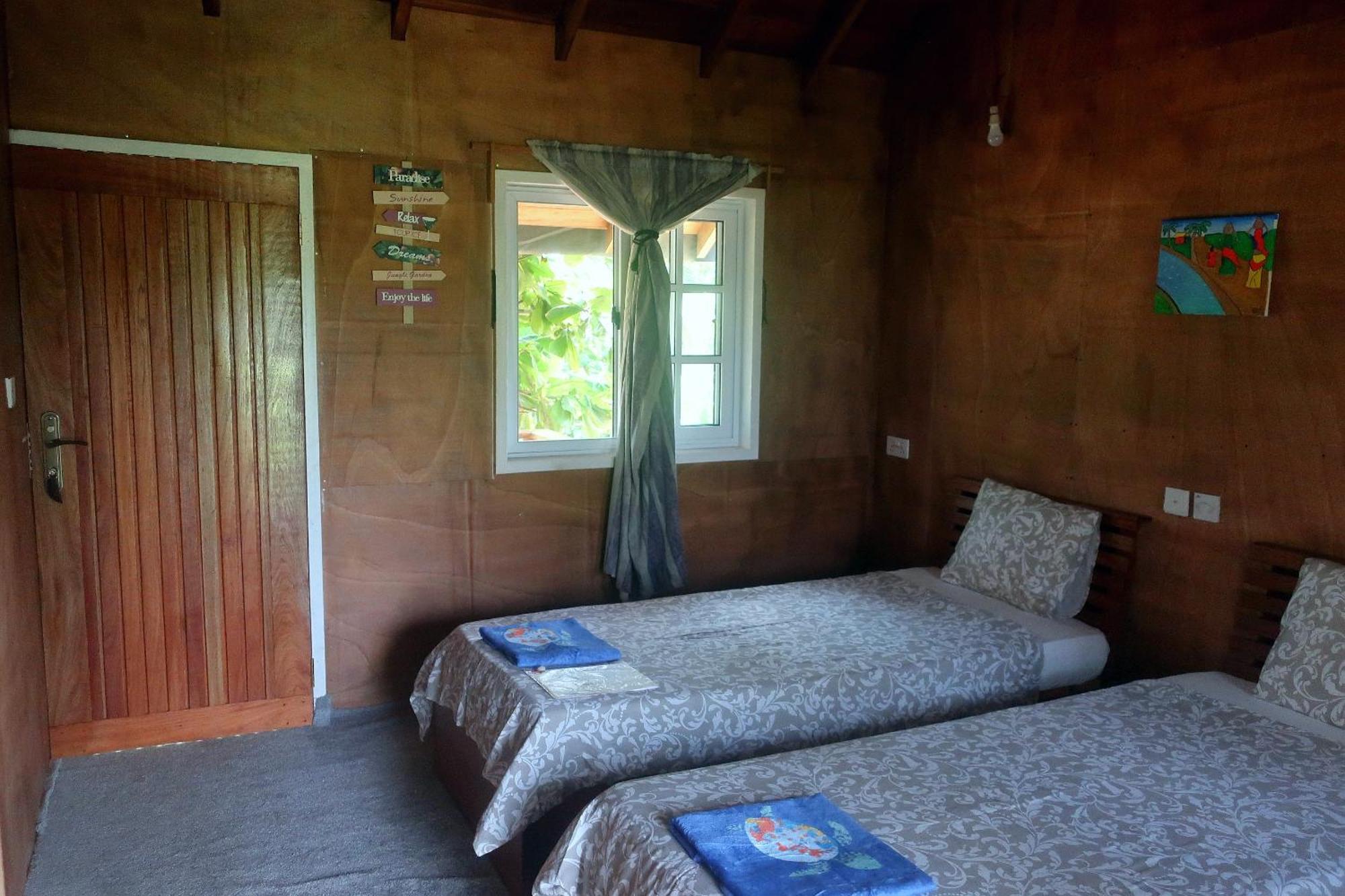 Afro Beach Eco Resort Butre Δωμάτιο φωτογραφία